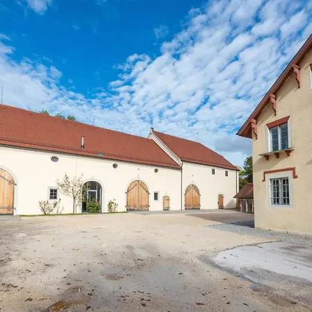 Lovely Holiday Home In Haunsheim Exterior photo